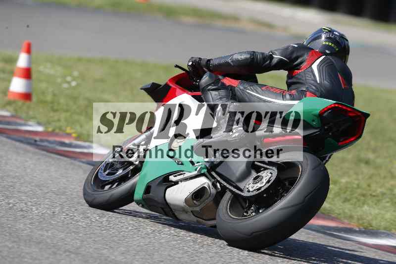 /44 09.08.2025 Plüss Moto Sport ADR/Einsteiger/46